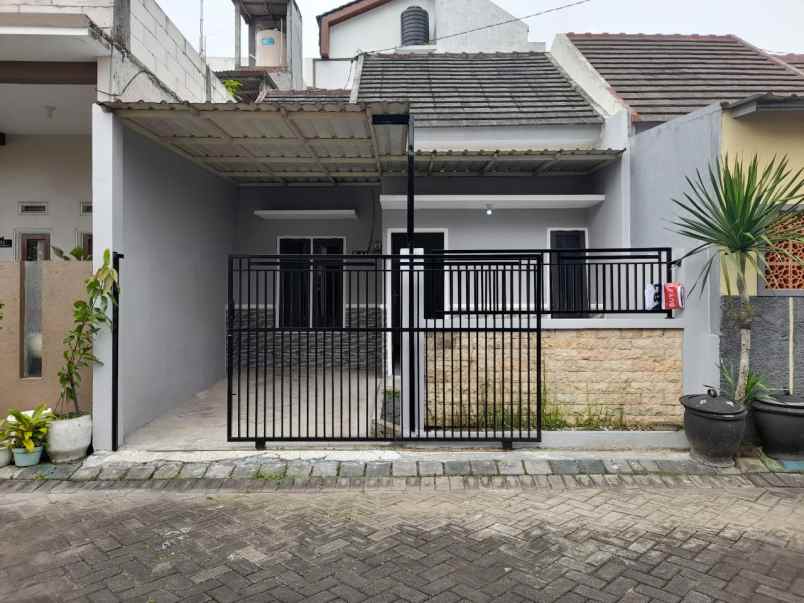 dijual rumah lokasi saptorenggo pakis malang