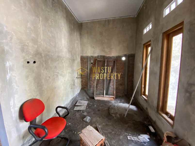 dijual rumah madurejo prambanan sleman