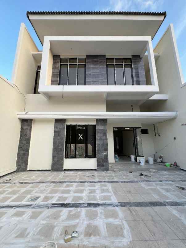 dijual rumah medayu utara