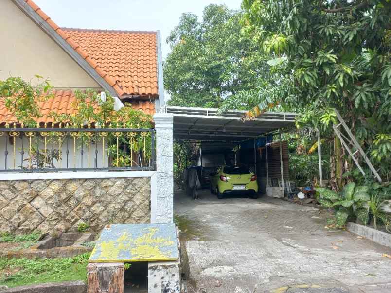 dijual rumah medokan asri