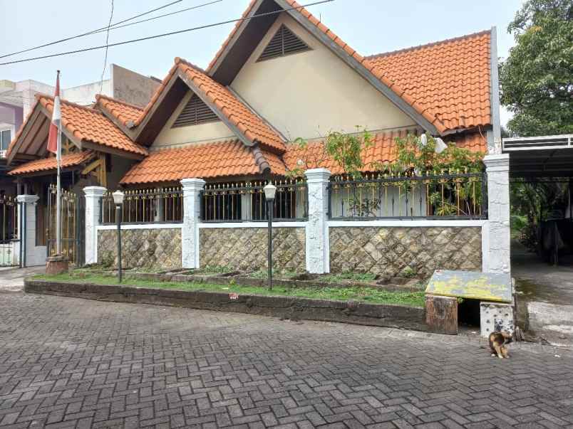 dijual rumah medokan asri