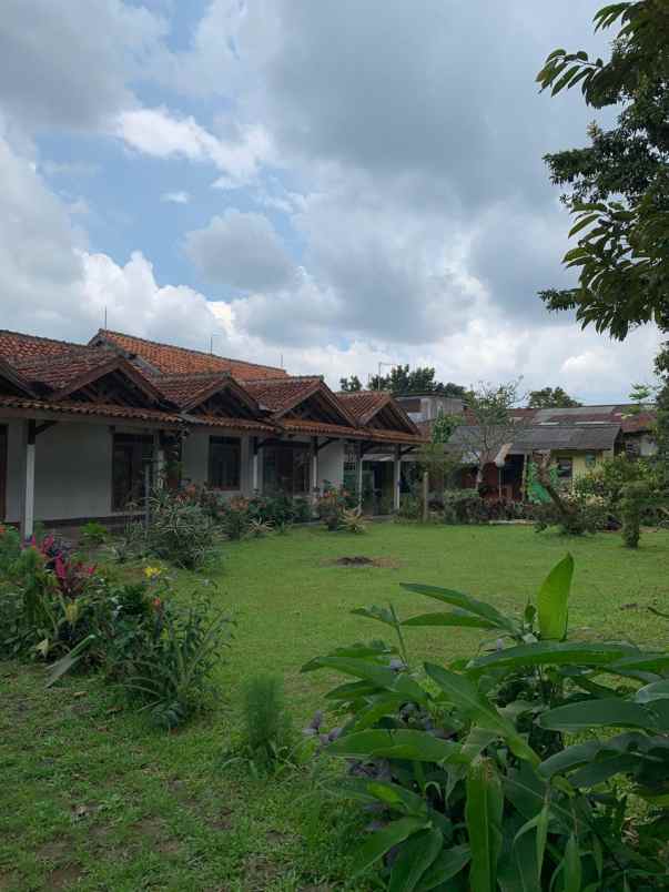 dijual rumah megamendung