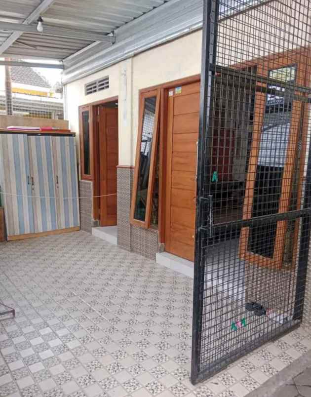 dijual rumah mejing