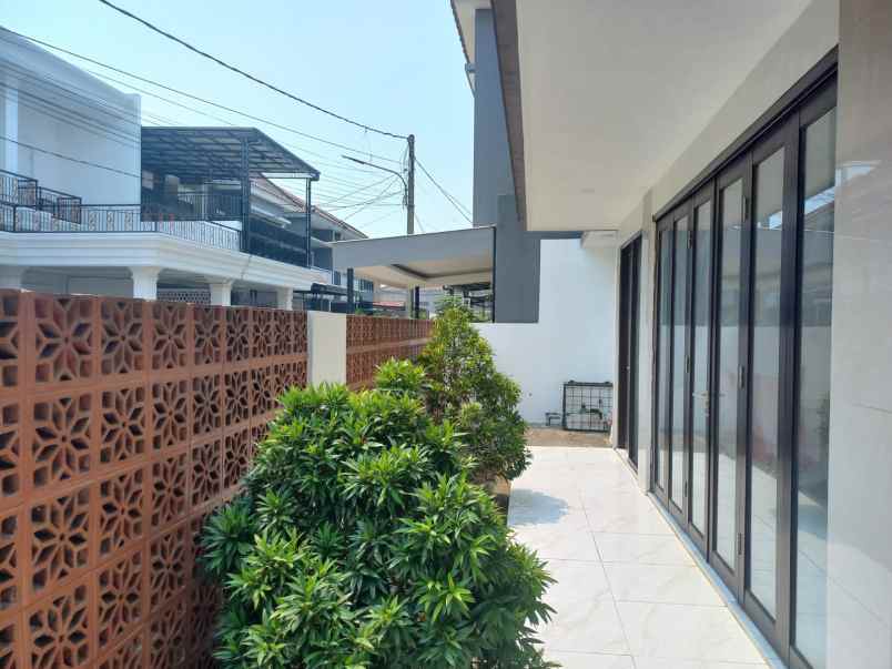 dijual rumah meruya jakarta barat