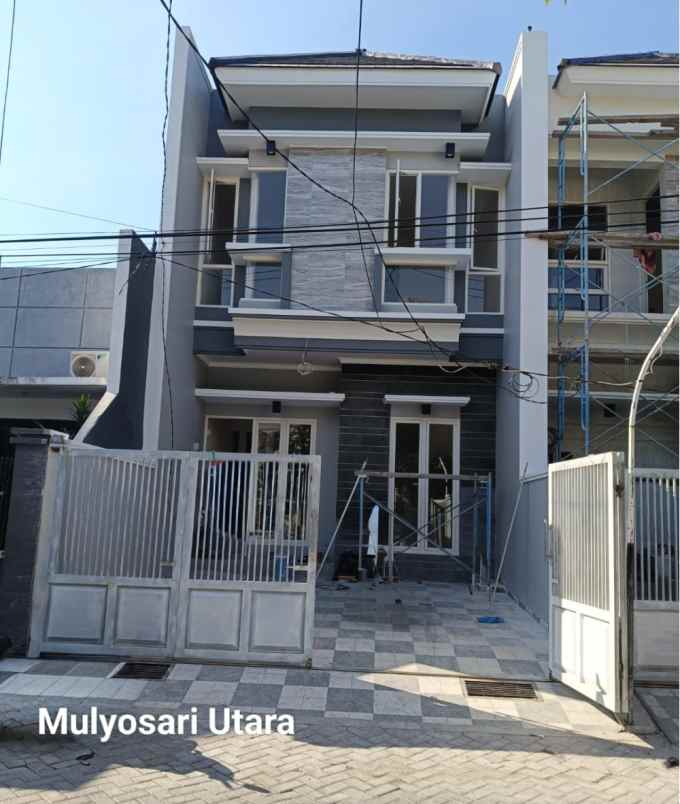 dijual rumah mulyosari