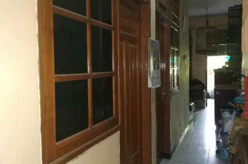 dijual rumah ngagel