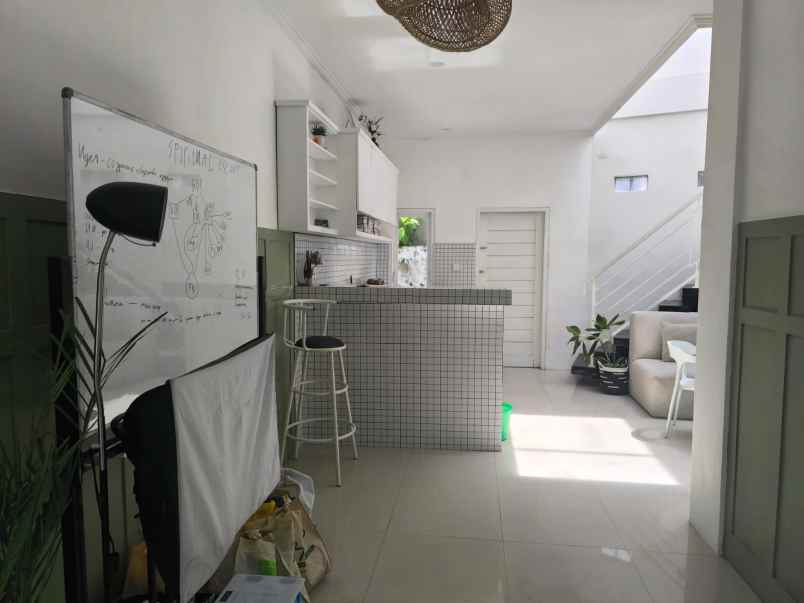 dijual rumah nusa dua