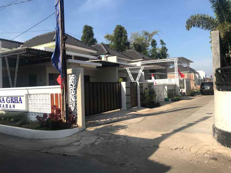 dijual rumah pakahan jogonalan klaten