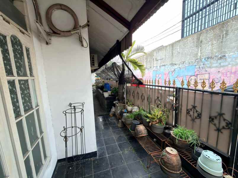dijual rumah palmeriam