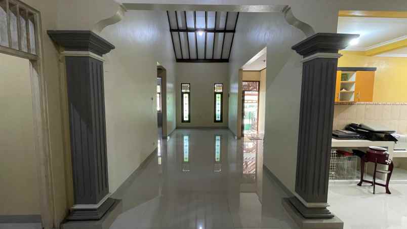 dijual rumah pancoran mas mampang