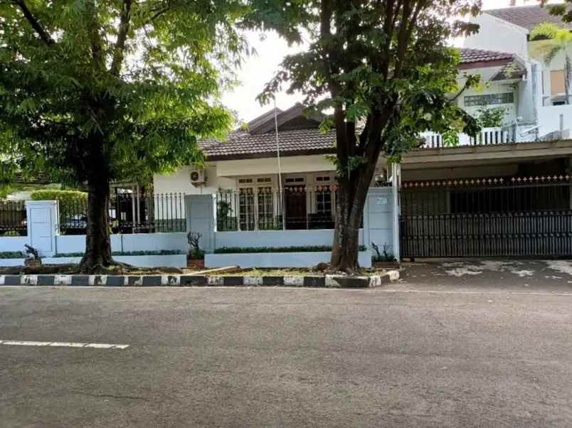 dijual rumah pejaten barat kec pasar