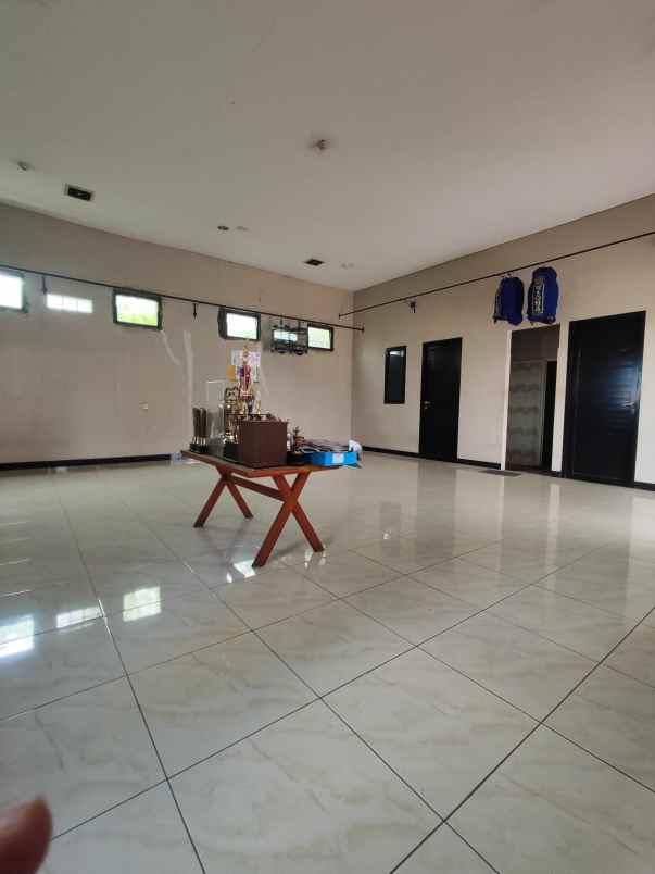 dijual rumah penggilingan