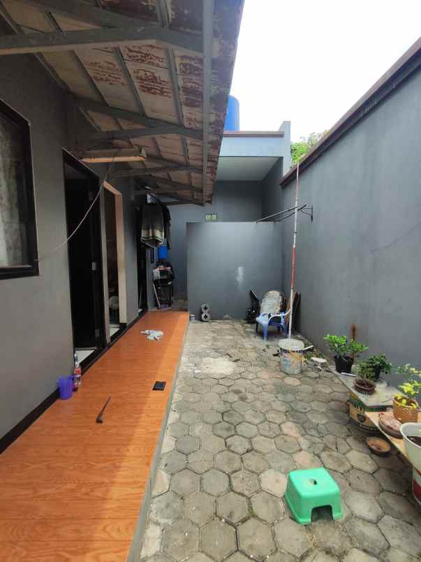 dijual rumah penggilingan