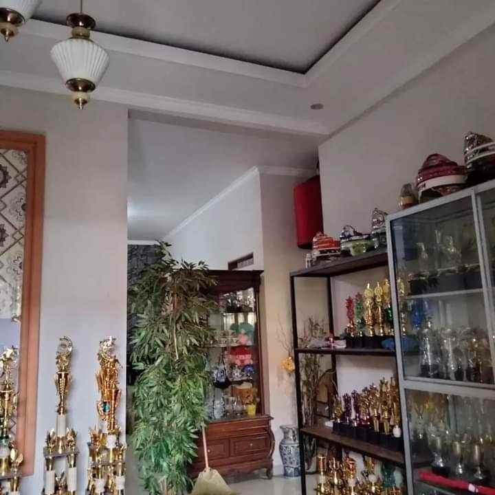 dijual rumah permata kopo