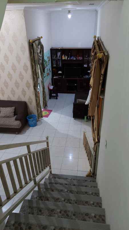 dijual rumah permata tembalang