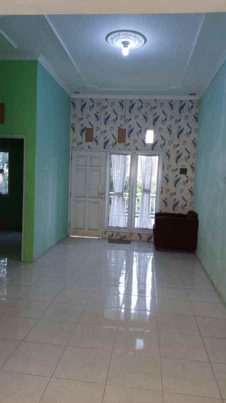 dijual rumah permata tembalang