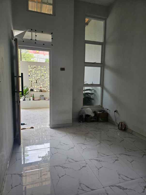 dijual rumah perum benteng mutiara mas