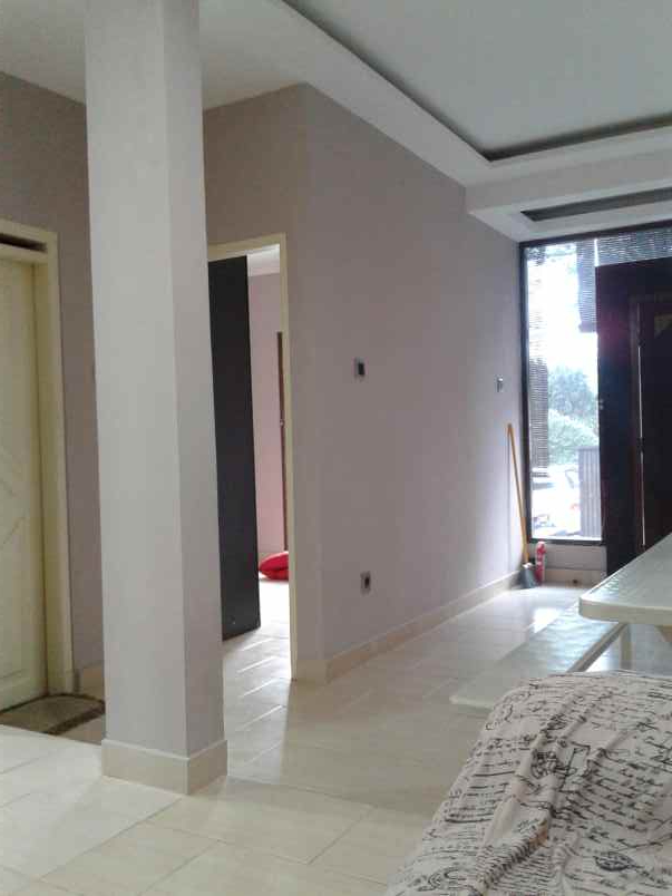 dijual rumah perum bukit rivaria