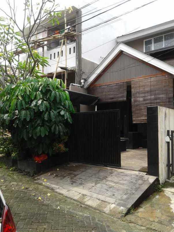 dijual rumah perum bukit rivaria