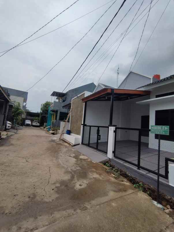 dijual rumah perum grande kencana cibinong