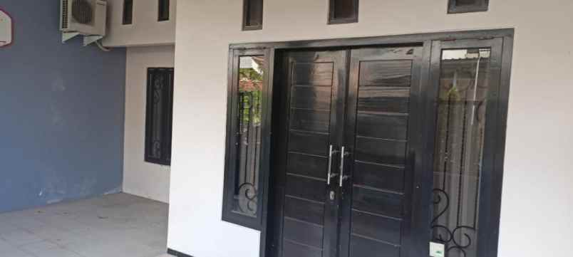 dijual rumah perumahan alam hijau