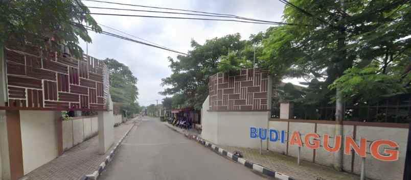 dijual rumah perumahan budi agung