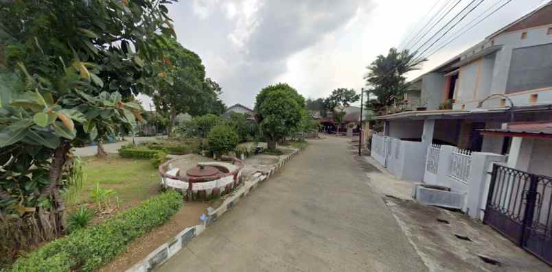 dijual rumah perumahan budi agung