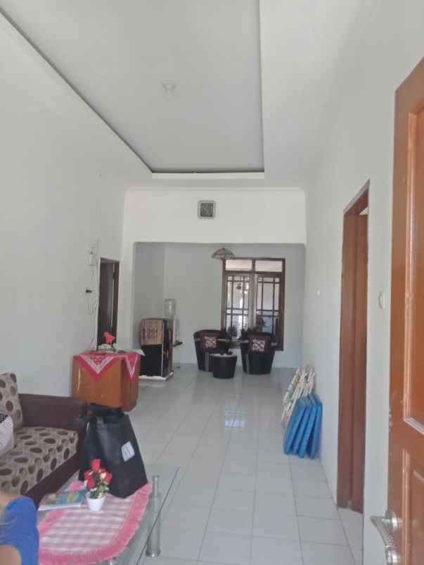 dijual rumah perumahan budi agung