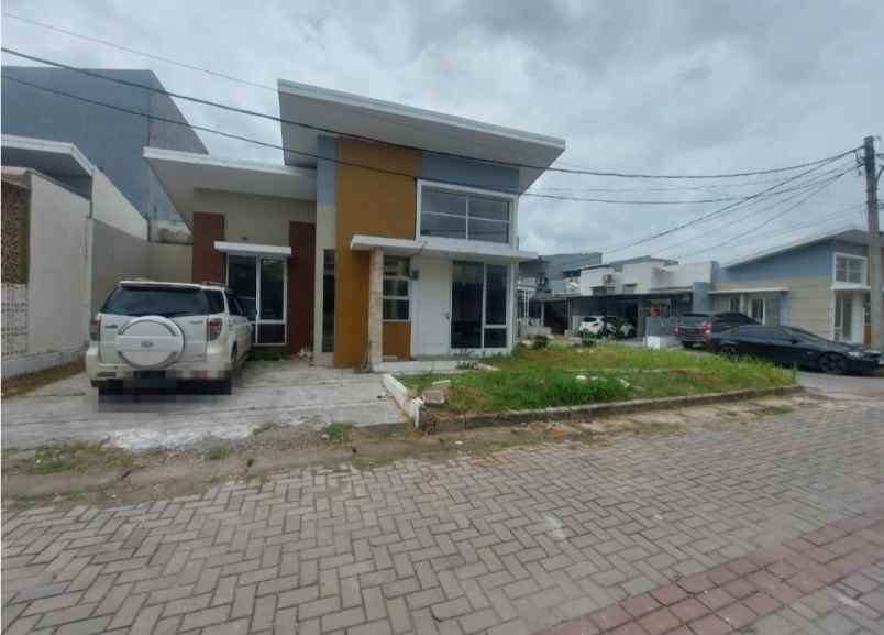 dijual rumah perumahan duta indah