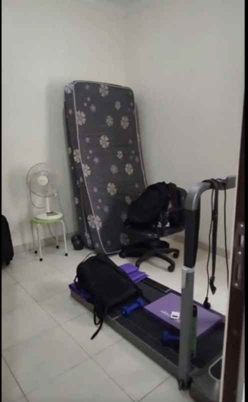 dijual rumah perumahan essence park