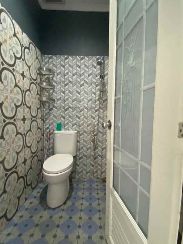 dijual rumah perumahan griya serpong