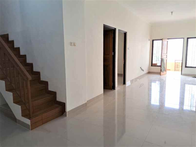 dijual rumah perumahan harapan baru ii