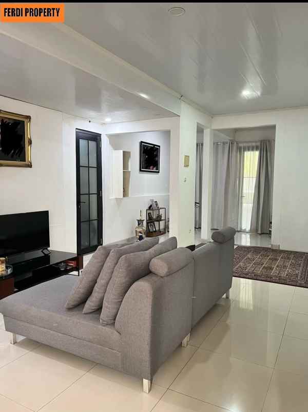dijual rumah perumahan kota wisata cibubur