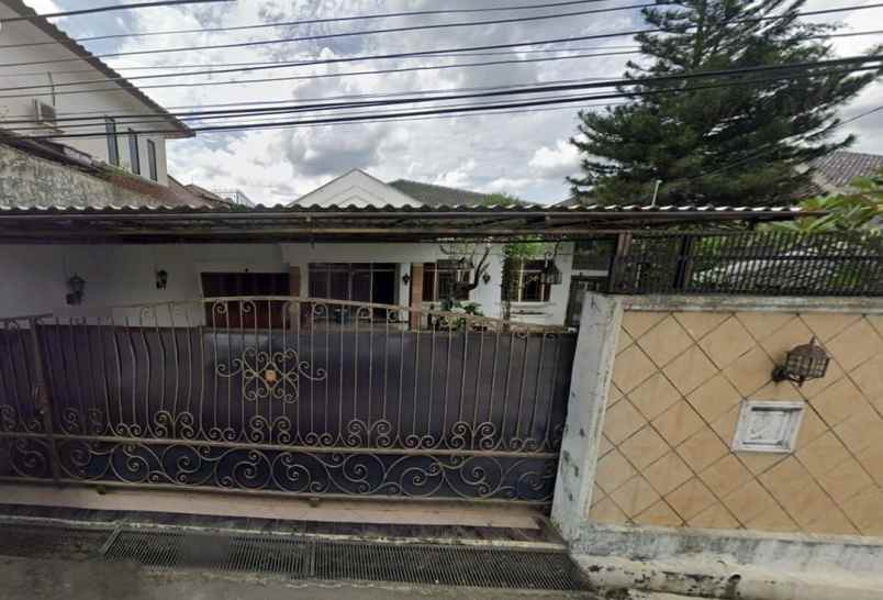 dijual rumah pisangan kec ciputat timur