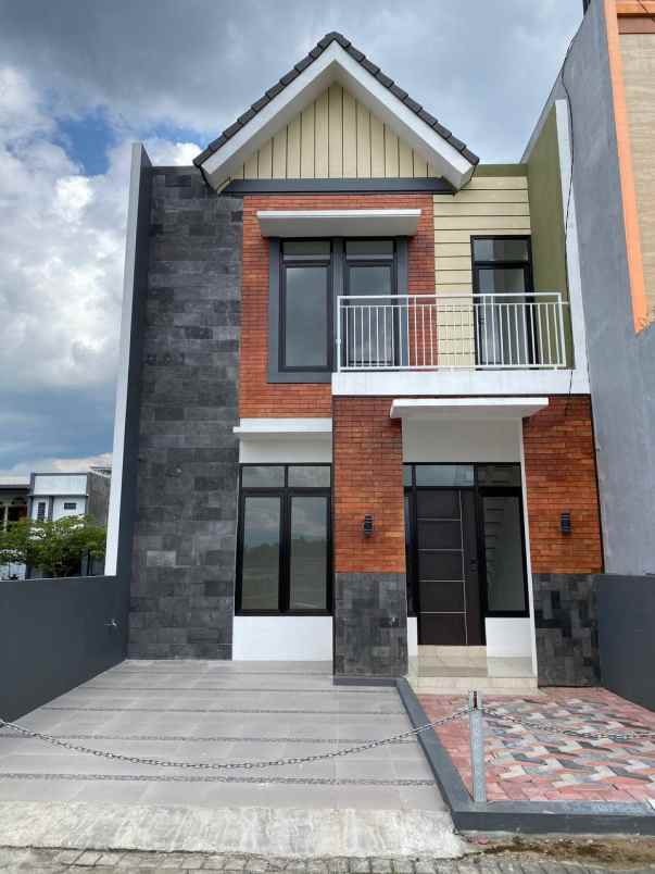 dijual rumah polowijen tunjungsekar