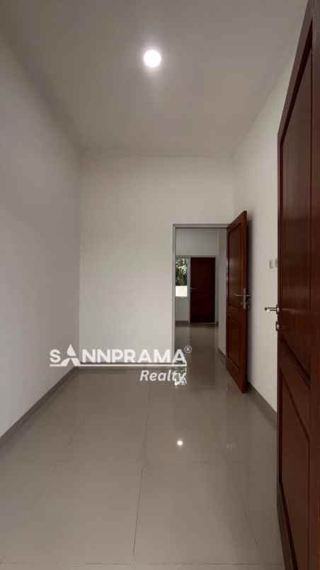 dijual rumah pondok benda