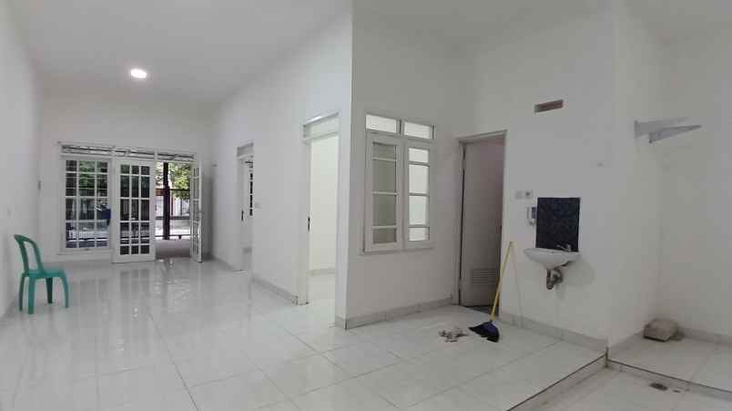 dijual rumah pondok gading utama kelapa