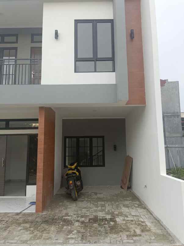 dijual rumah pondok gede