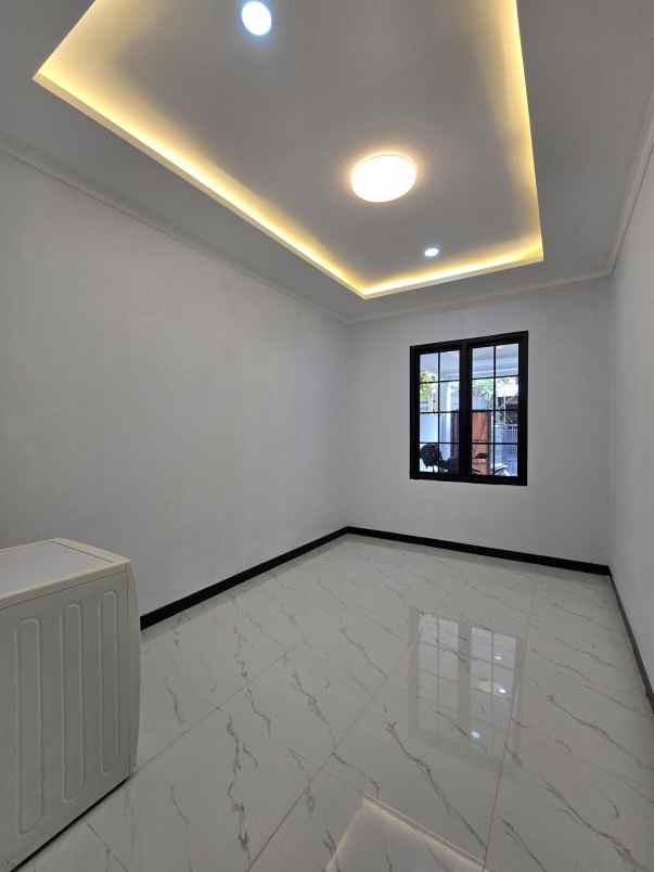 dijual rumah pondok kelapa jaktim