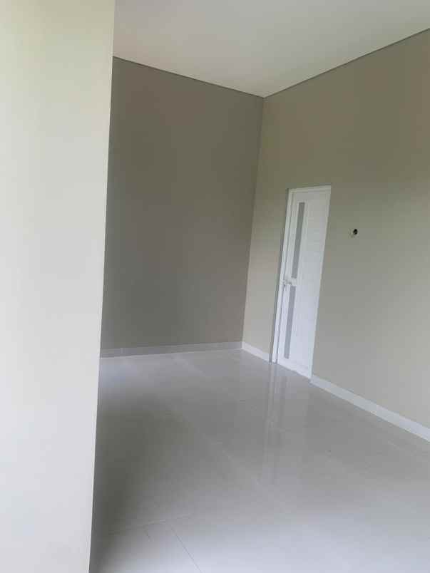 dijual rumah pugeran