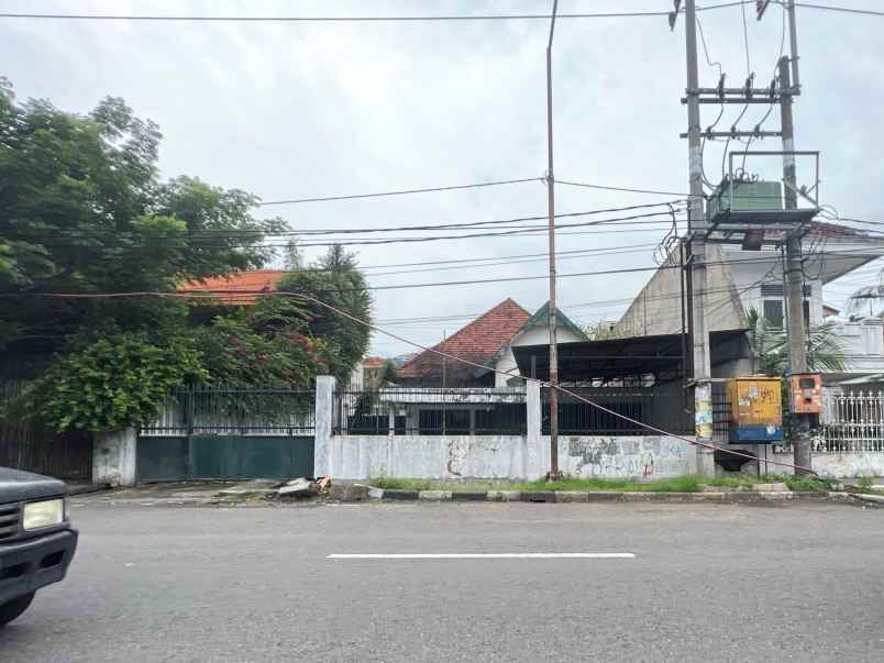 dijual rumah raya arjuna