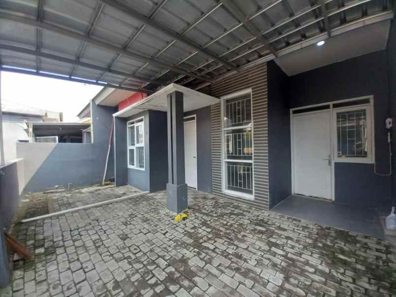 dijual rumah riungbandung