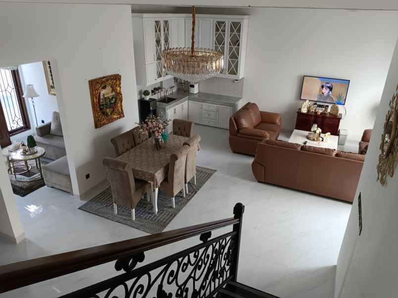 dijual rumah rumah jl bambu apus raya