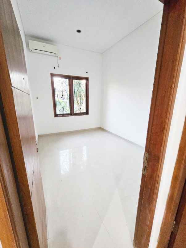 dijual rumah rumah semalang indah masuk