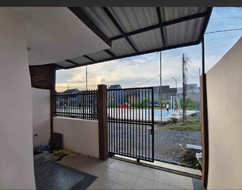 dijual rumah rungkut surabaya