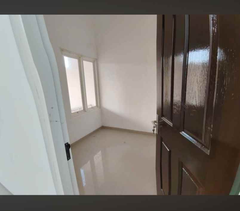 dijual rumah rungkut surabaya