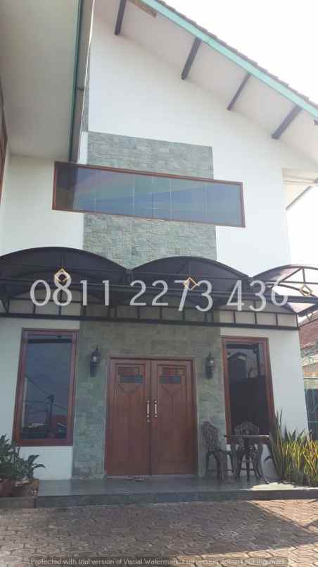 dijual rumah sariwangi