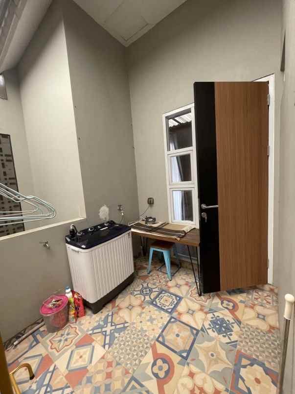 dijual rumah seruni hill