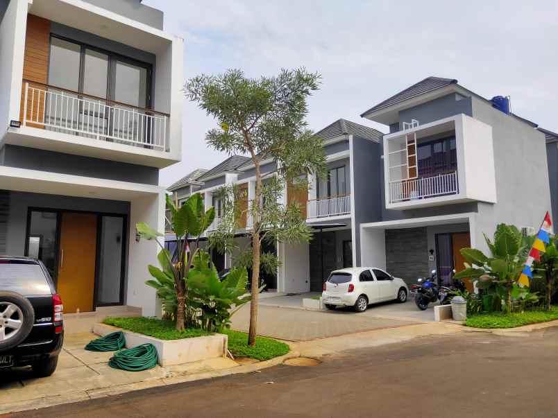 dijual rumah siap huni dan murah