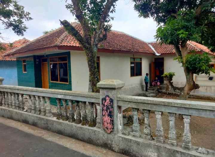 dijual rumah siap huni di mandirancan akses jl mobil